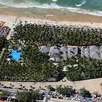Crocobeach Hotel